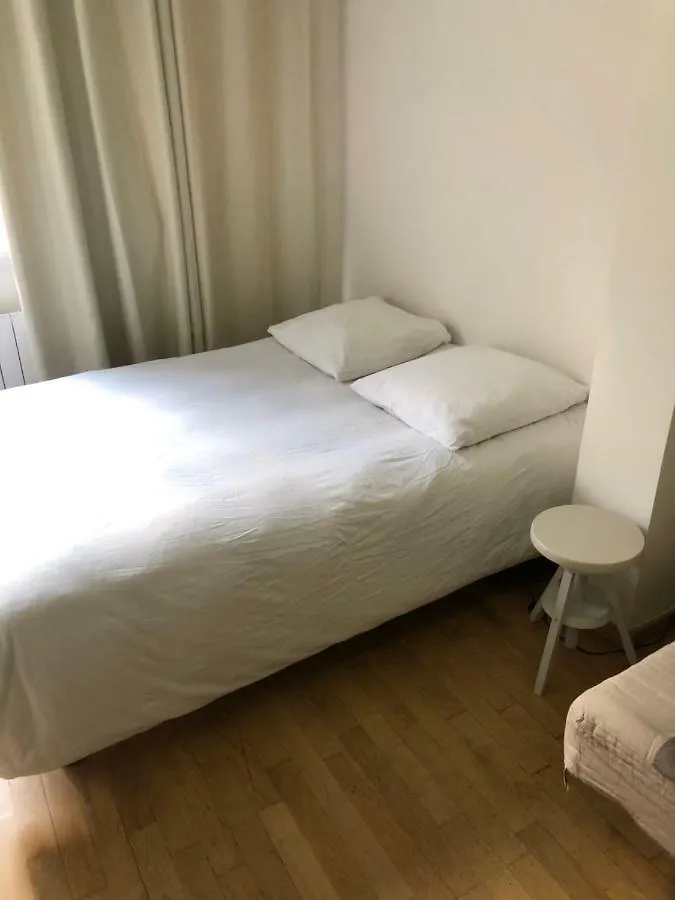 Des Iris Guest house Paris
